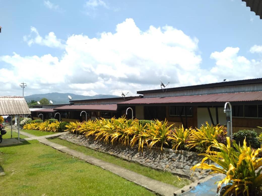 Inap Desa Kilimu Ranau Hotell Eksteriør bilde